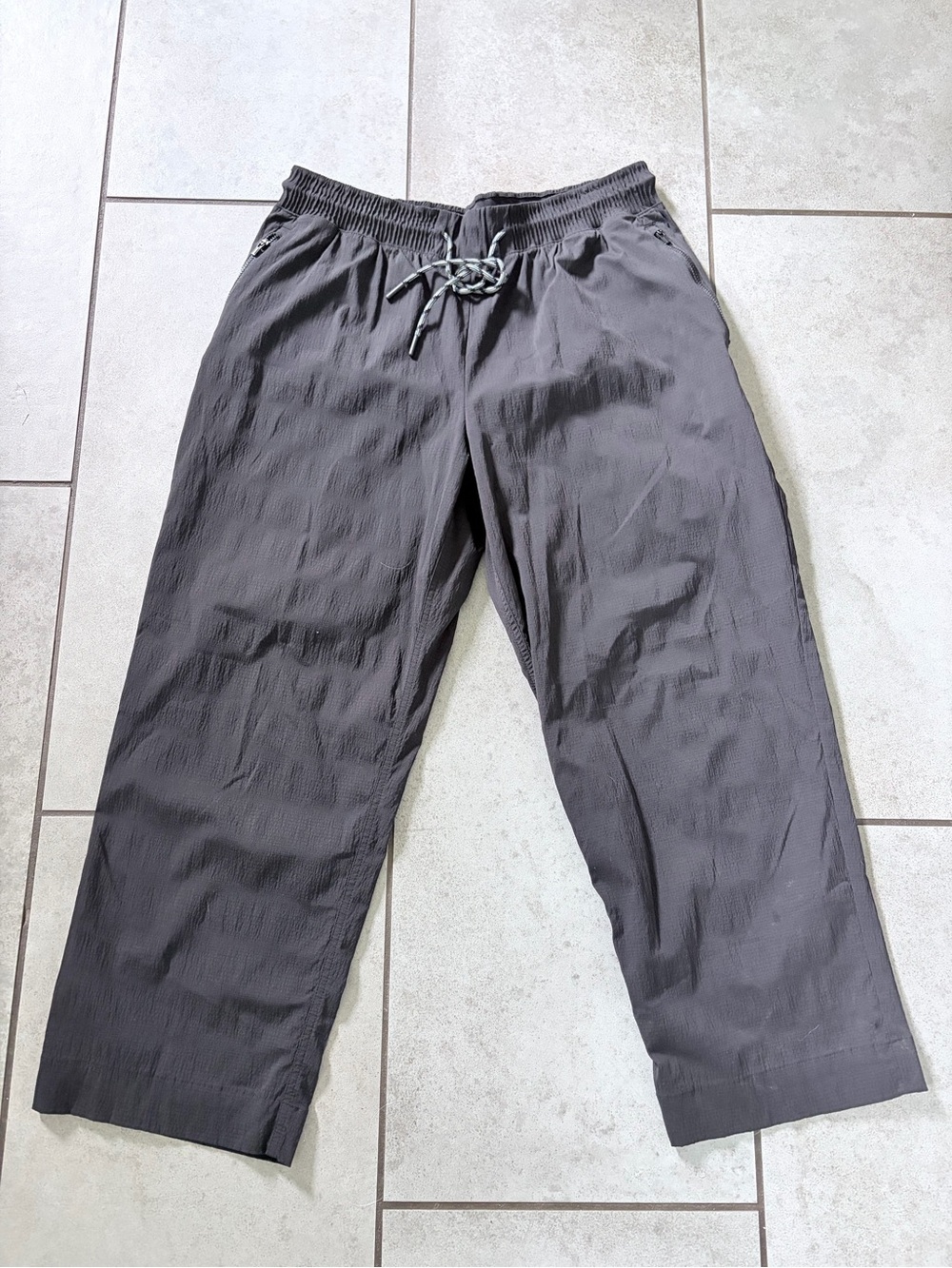 Women’s Black Elastic Waist Drawstring Pants